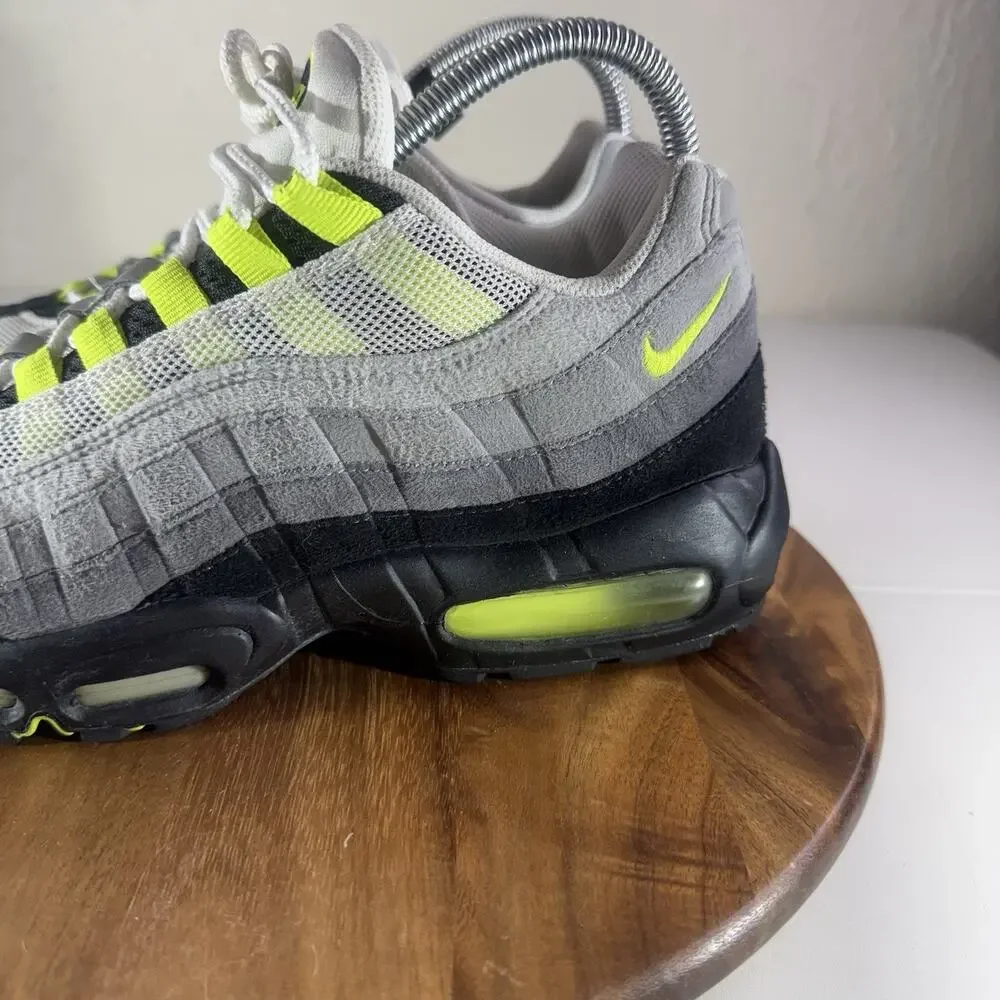 Nike Air Max 95 OG Neon Men's Size 8